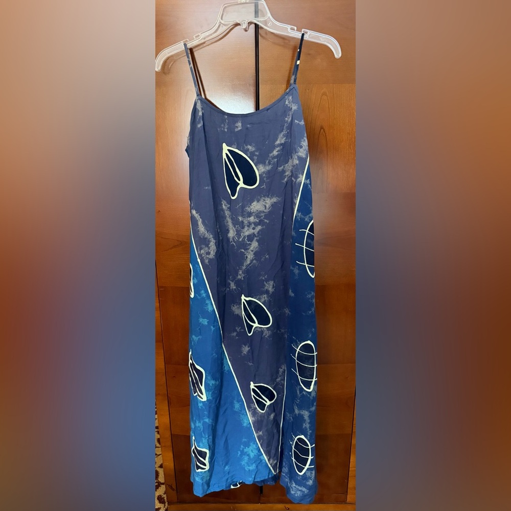 Elegant Blue Abstract Maxi Dress